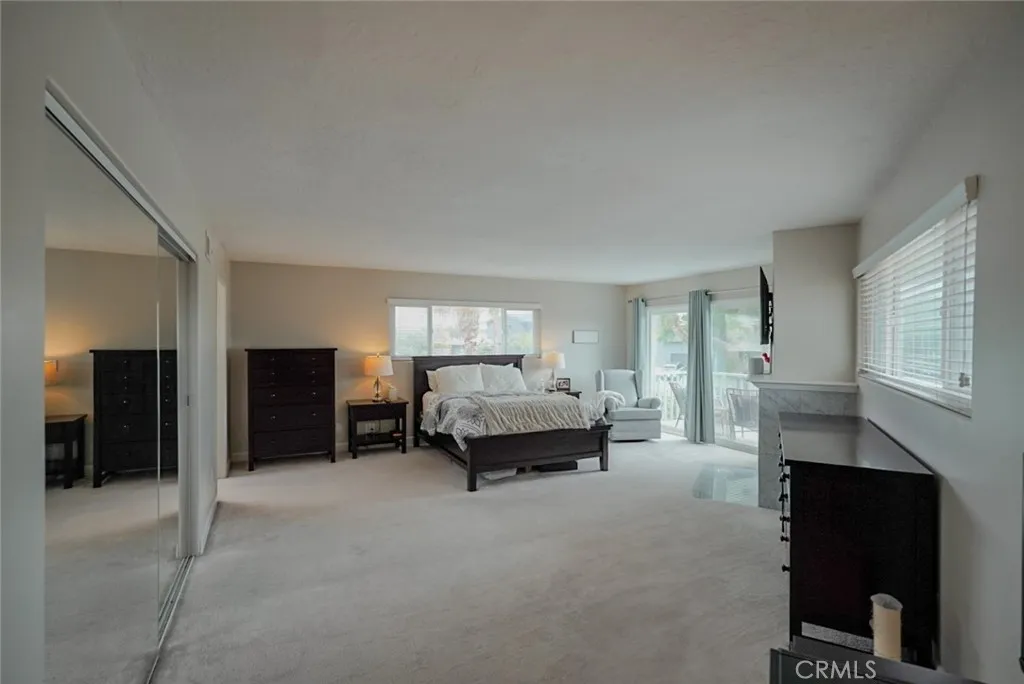 318 S Lucia Avenue, Redondo Beach, California 90277 home-pic-17